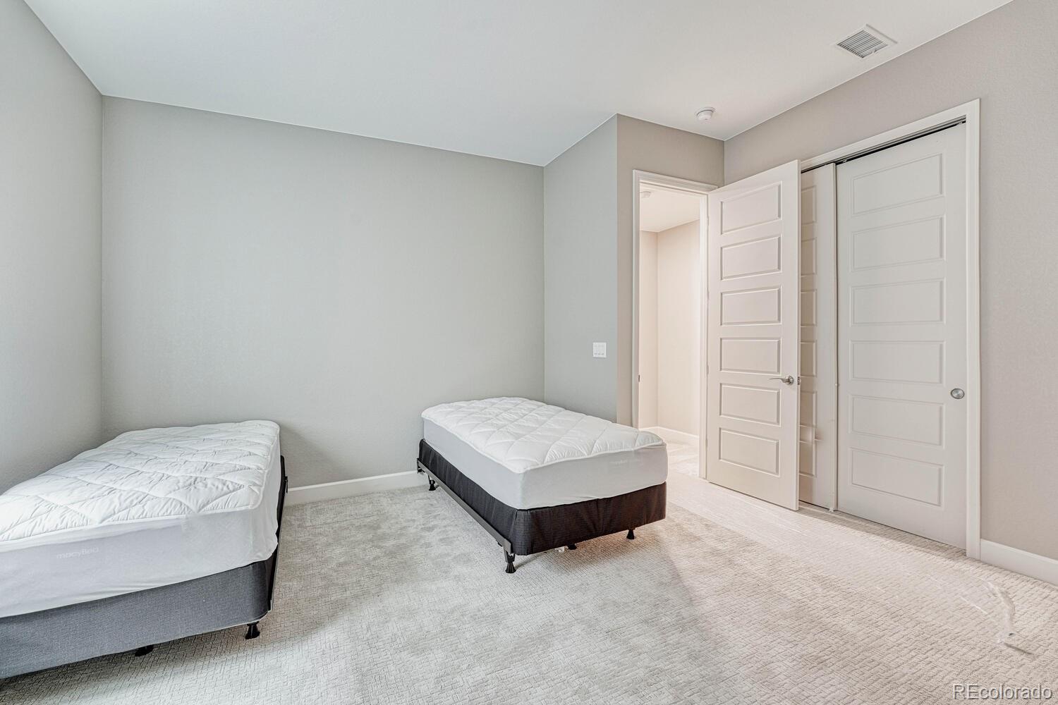 697 Red Spruce Drive Highlands Ranch, CO 80126 - Photo 29 of 40 Gallery Image 29