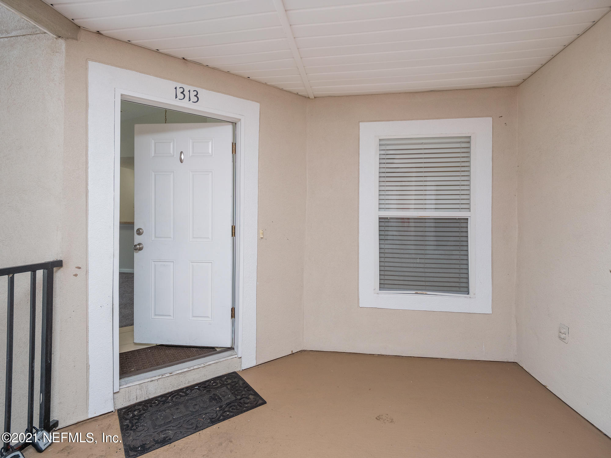 7920 Merrill Road, Unit 1313 Jacksonville, FL 32277 - Photo 4 of 21 7920 Merrill Rd Unit 1313 Edit-2 (1)
