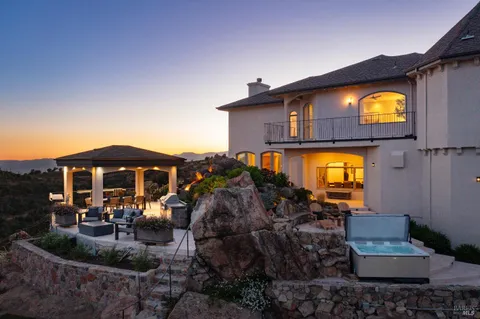 $7,600,000 | 2700 Atlas Peak Road, Napa, CA 94558