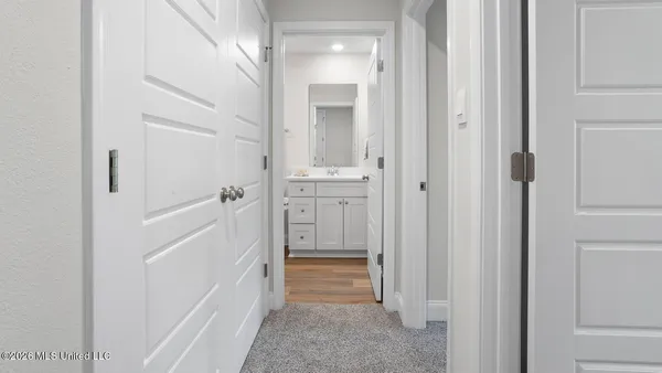 $249,900 | 141 Harper Grv Circle, Ocean Springs, MS 39564