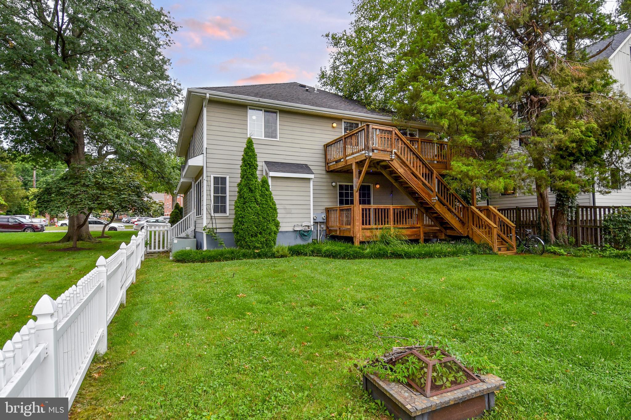 1705 Commonwealth Avenue, Unit A Alexandria, VA 22301 - Photo 5 of 36