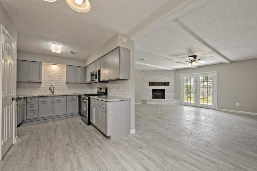 23906 Spring Towne Drive Spring, TX 77373 - Photo 7 of 18 Gallery Image 7