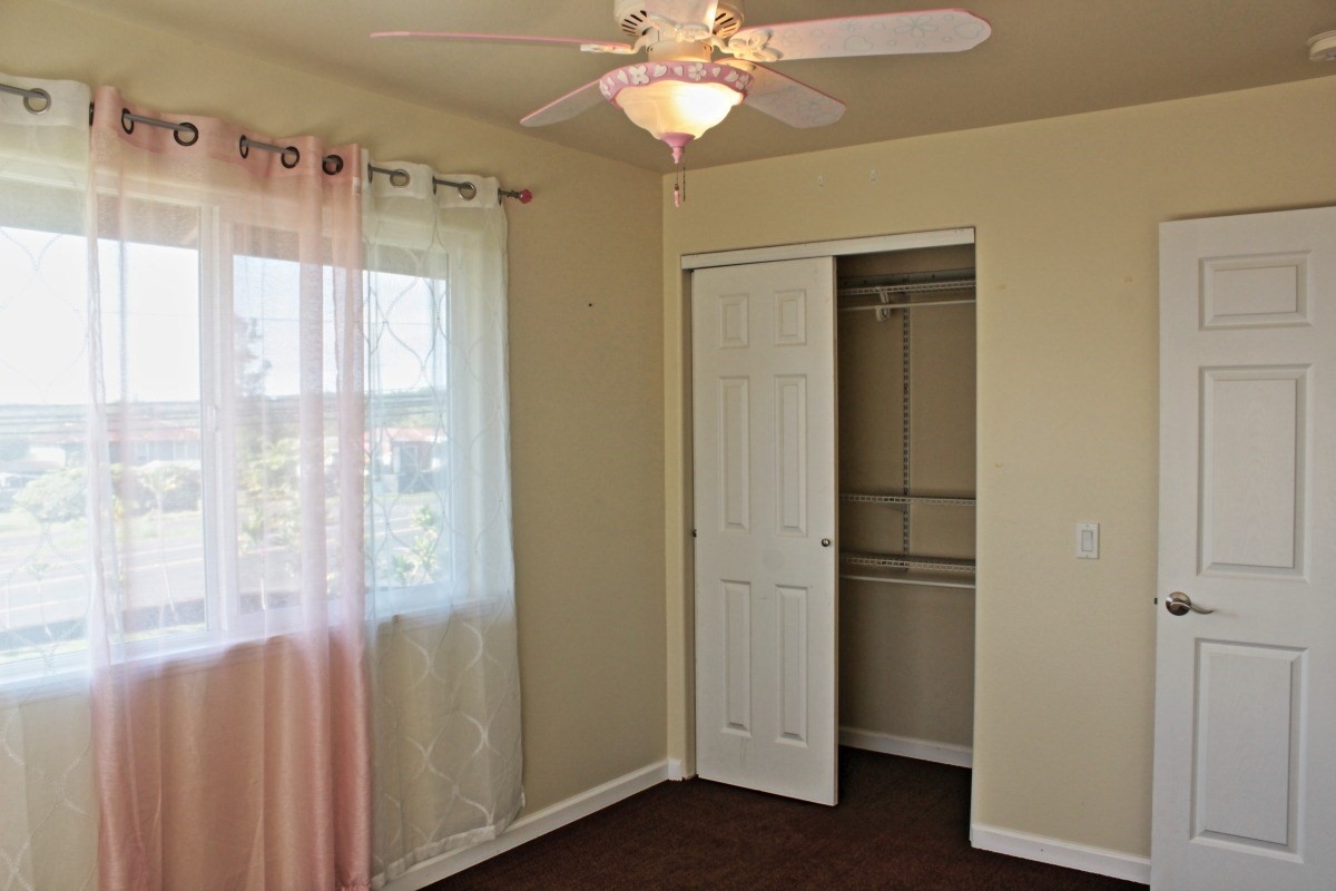 18-1354 Nichols Rd Mountain View Mountain View, HI 96771 - Photo 17 of 30 a view of a interior in the house