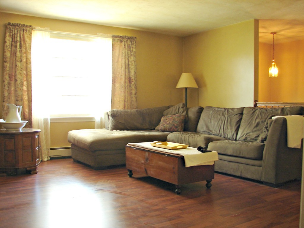 124 Indian Hill Road Worcester, MA 01606 - Photo 8 of 28 Gallery Image 8