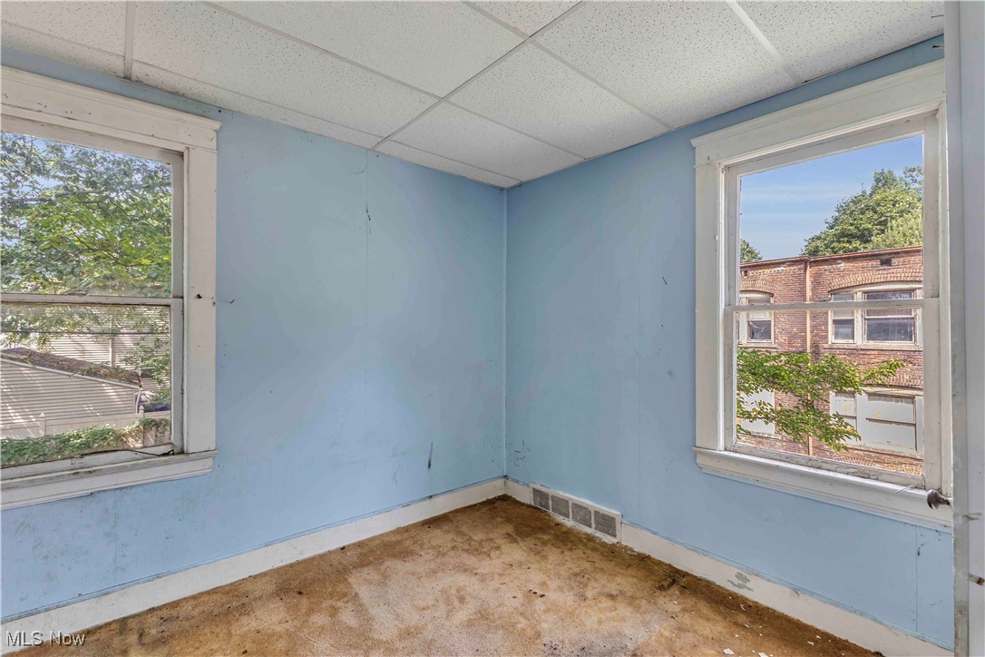 910 Wheelock Road Cleveland, OH 44103 - Photo 16 of 30