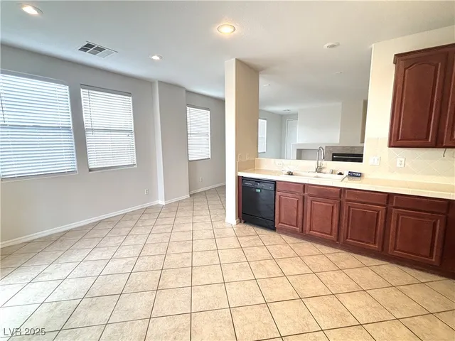 $2,300 | 588 Vitano Street, Las Vegas, NV 89138