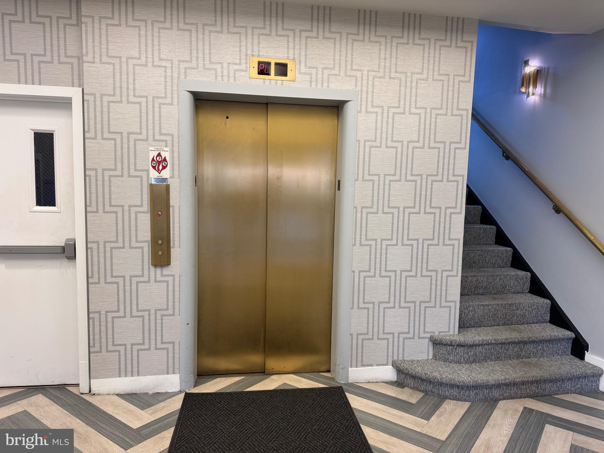 413 Stuart Circle, Unit PLA Richmond, VA 23220 - Photo 3 of 25