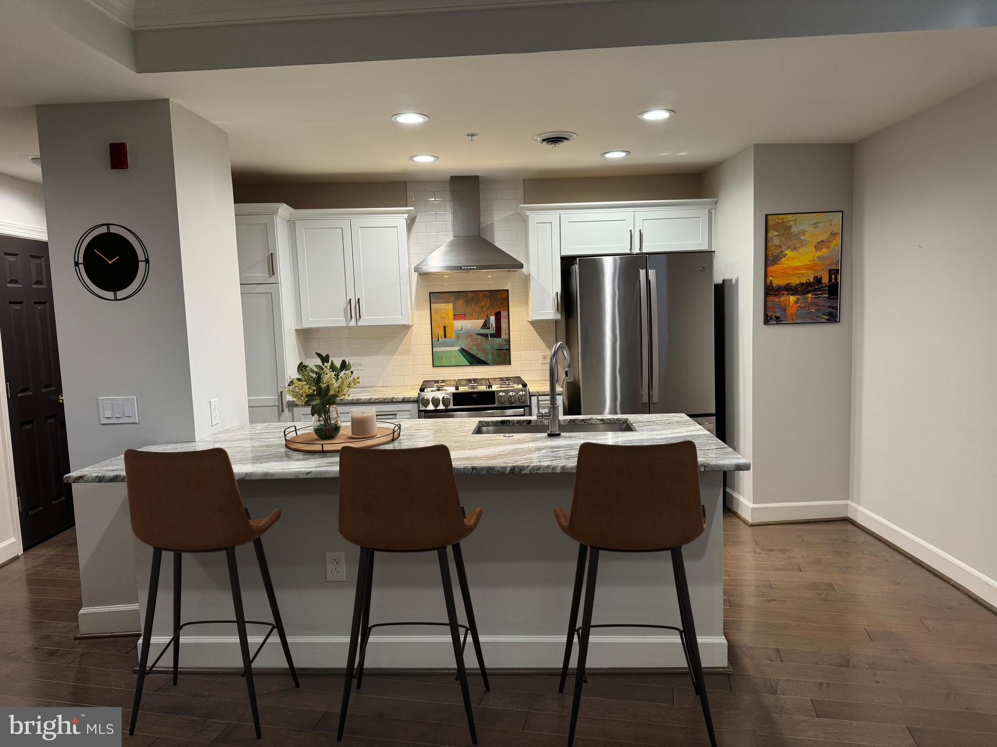 413 Stuart Circle, Unit PLA Richmond, VA 23220 - Photo 4 of 25