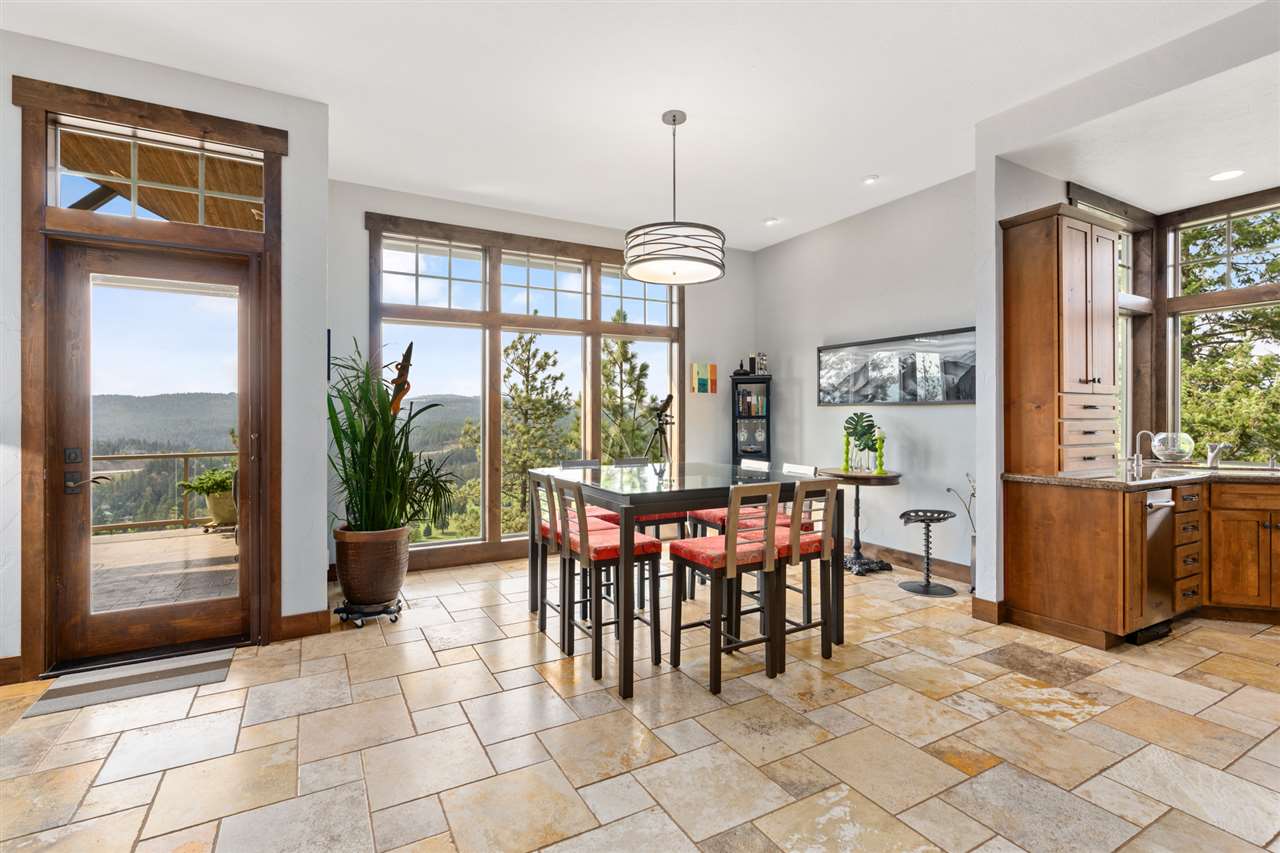 13723 North Rustic Lane Spokane, WA 99208 - Photo 11 of 47 Gallery Image 11