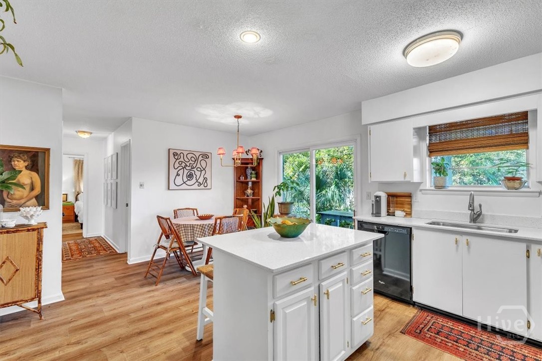 118 Wassaw Road Savannah, GA 31410 - Photo 10 of 30