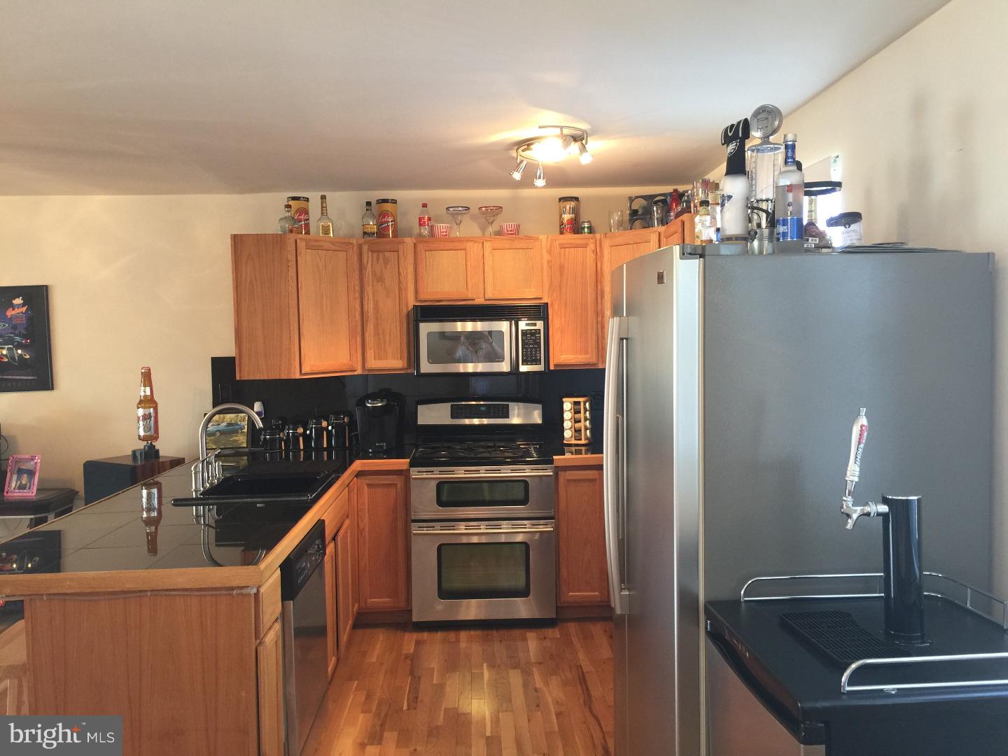 12026 Covert Road Philadelphia, PA 19154 - Photo 6 of 21 Gallery Image 6