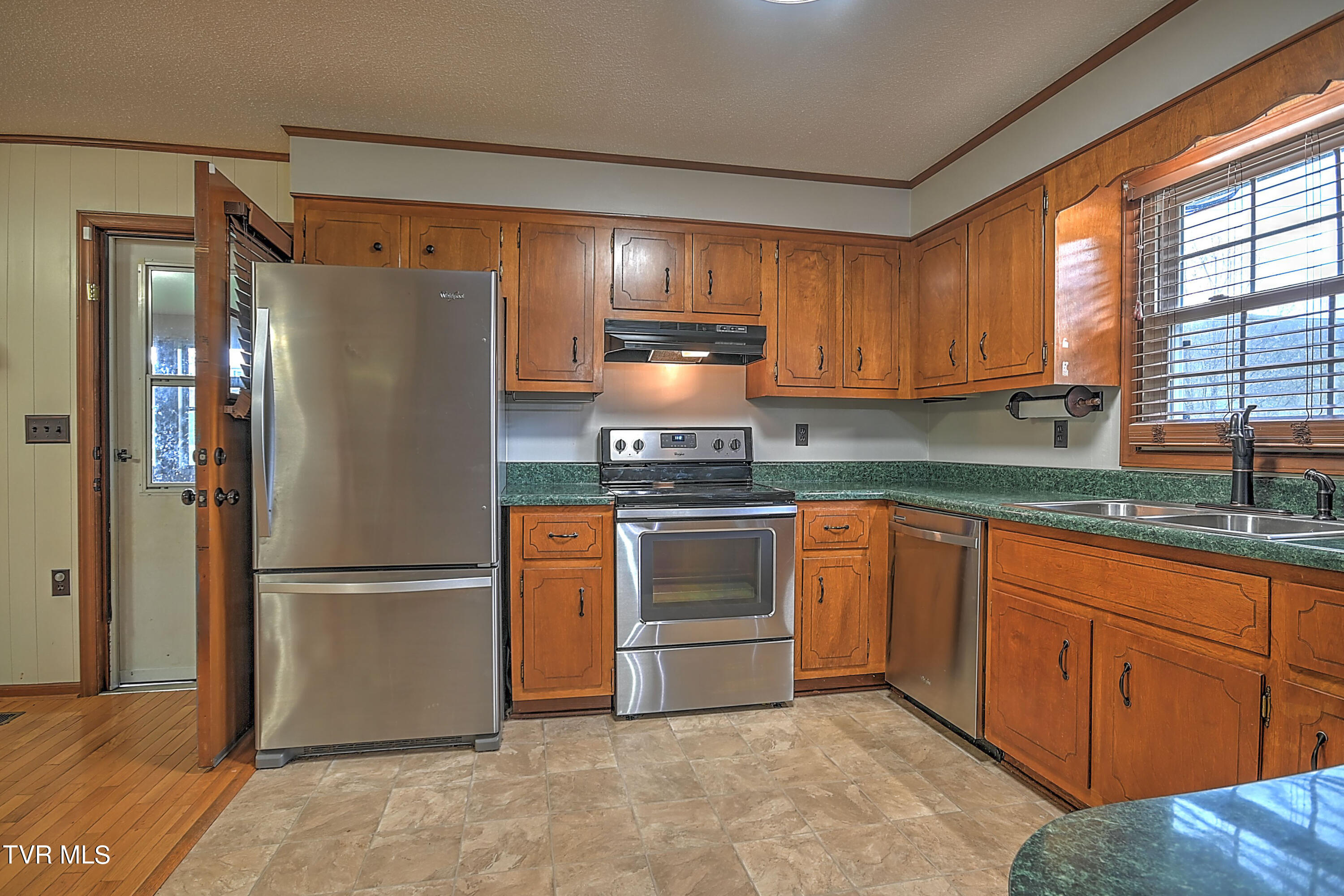 296 Minton Hollow Road Elizabethton, TN 37643 - Photo 17 of 57 296 Minton Hollow RH-15
