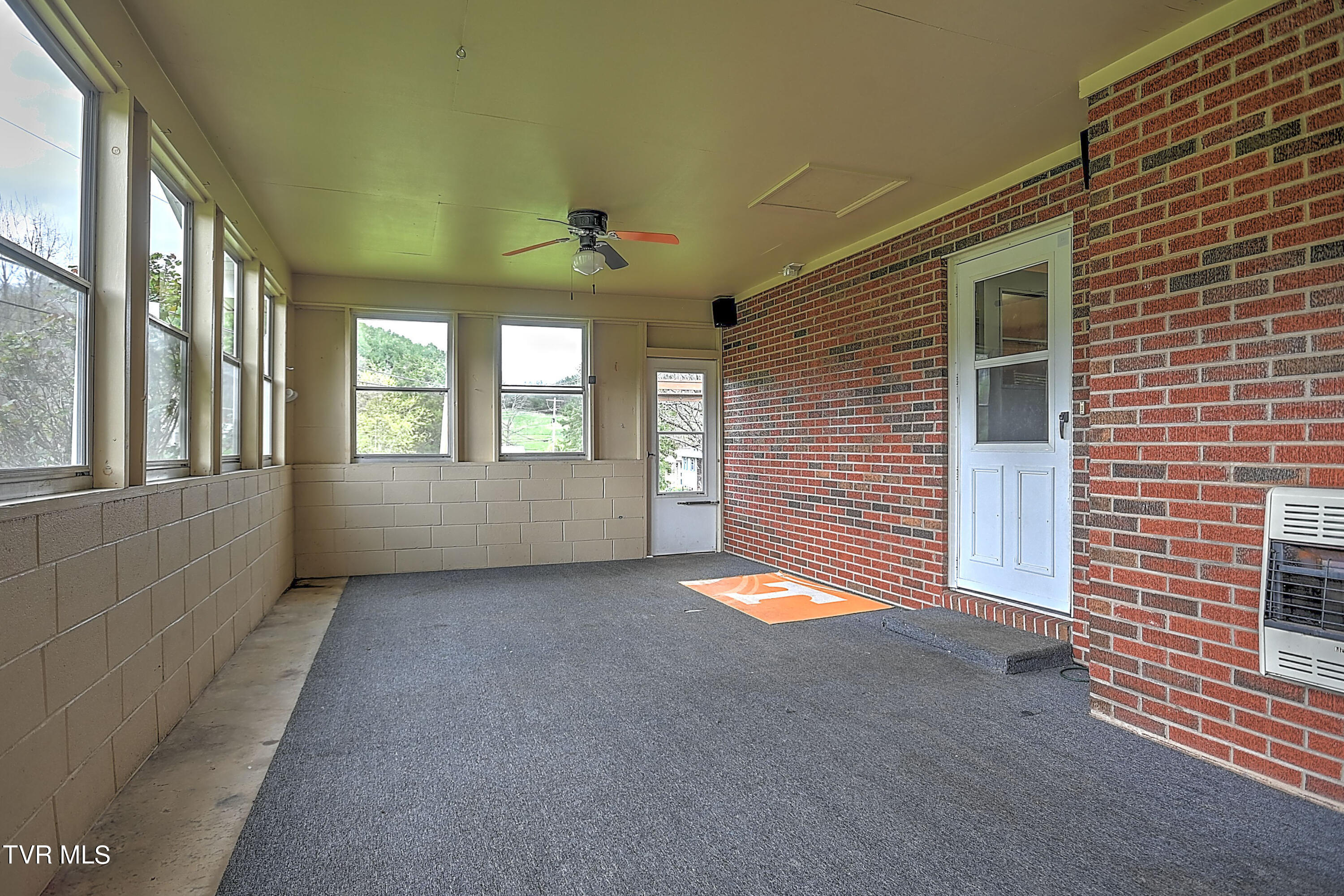 296 Minton Hollow Road Elizabethton, TN 37643 - Photo 23 of 57 296 Minton Hollow RH-43