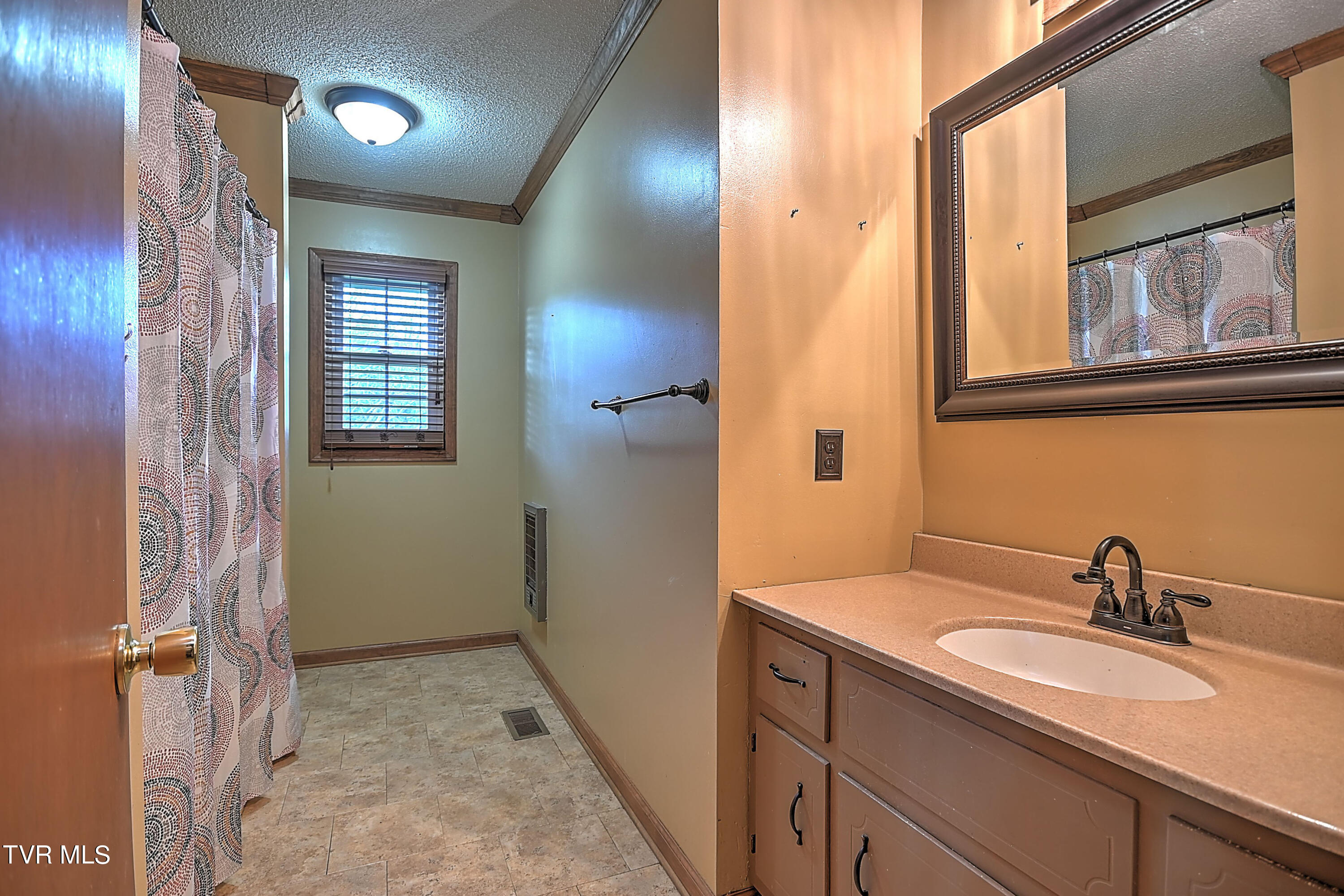 296 Minton Hollow Road Elizabethton, TN 37643 - Photo 36 of 57 296 Minton Hollow RH-36
