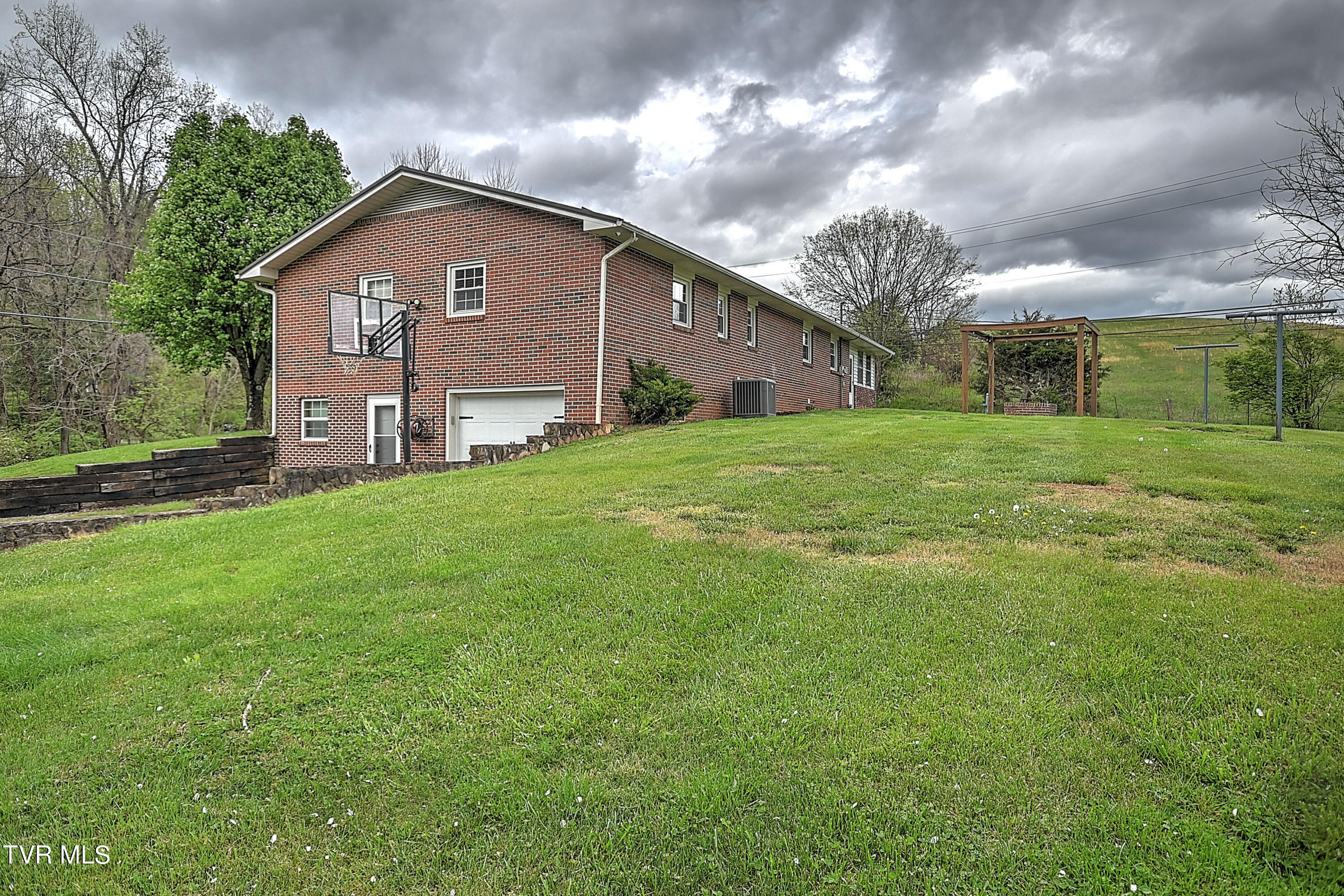 296 Minton Hollow Road Elizabethton, TN 37643 - Photo 48 of 57 296 Minton Hollow RH-48