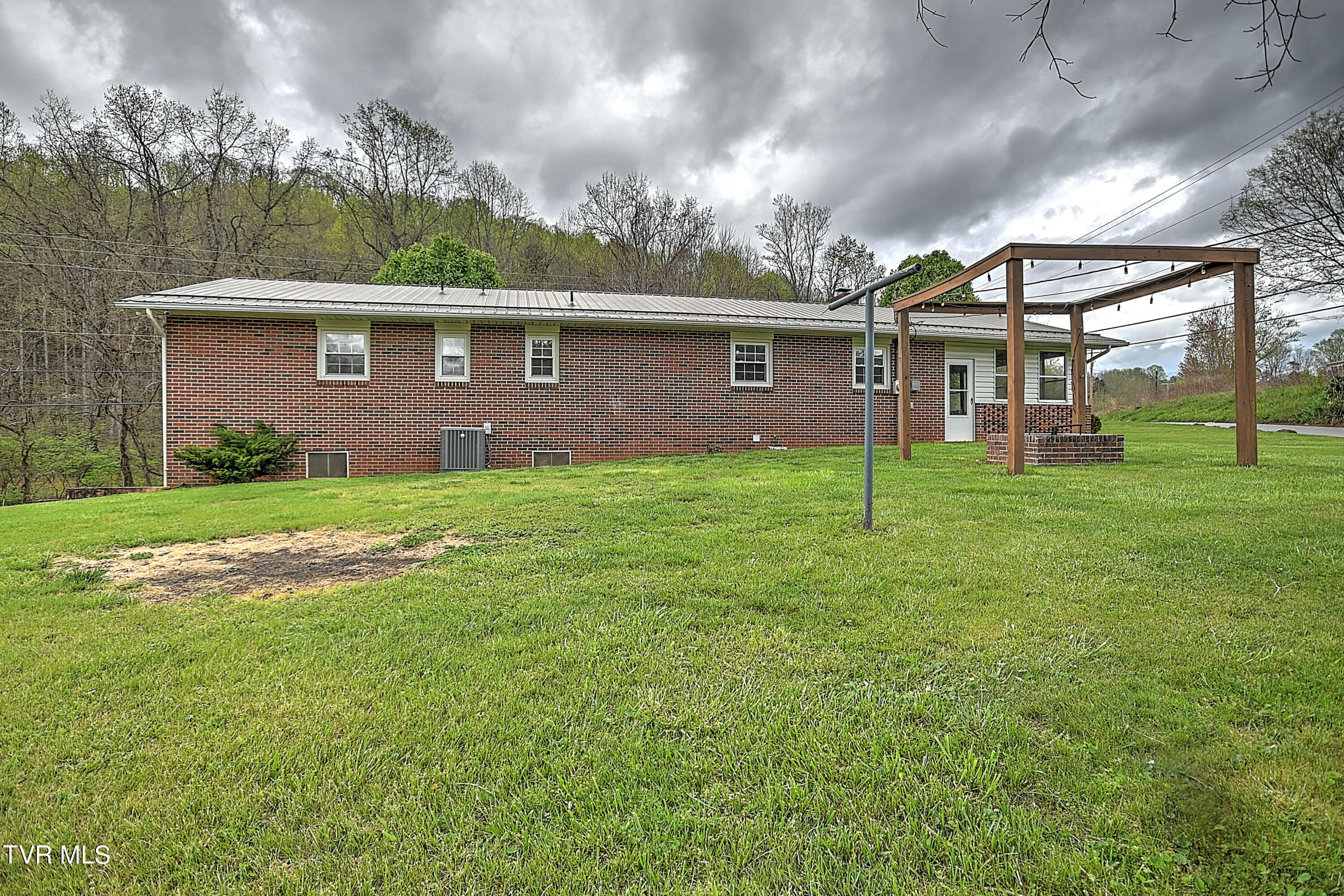 296 Minton Hollow Road Elizabethton, TN 37643 - Photo 51 of 57 296 Minton Hollow RH-51