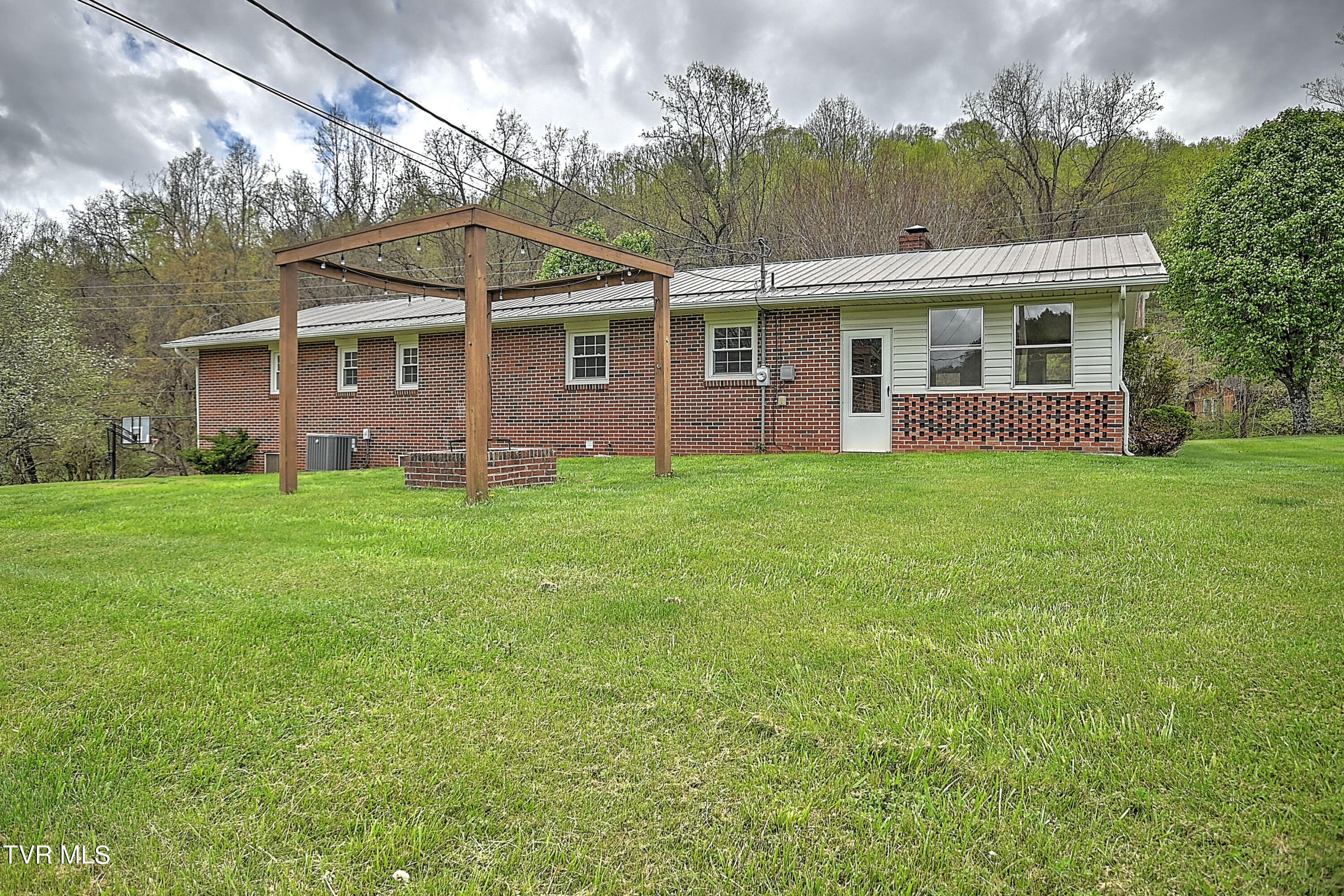 296 Minton Hollow Road Elizabethton, TN 37643 - Photo 53 of 57 296 Minton Hollow RH-53