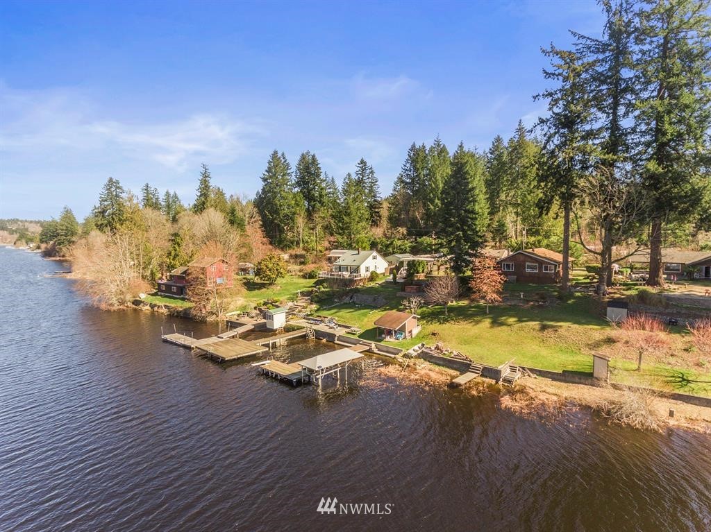 6910 Long Lake Road Southeast Port Orchard, WA 98367 - Photo 2 of 20 Gallery Image 2