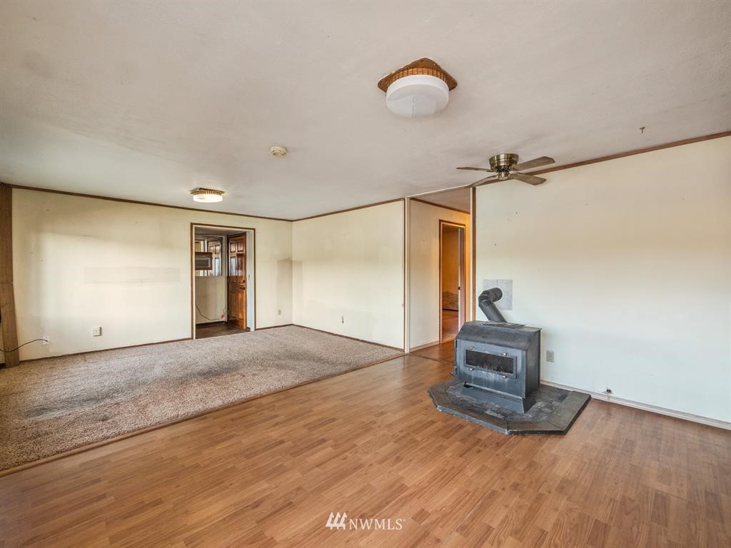 6910 Long Lake Road Southeast Port Orchard, WA 98367 - Photo 7 of 20 Gallery Image 7