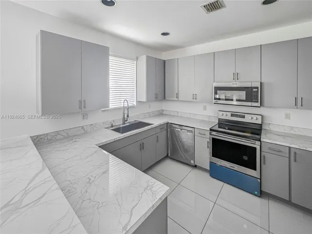 $740,000 | 15843 Southwest 139th Street, Miami, FL 33196