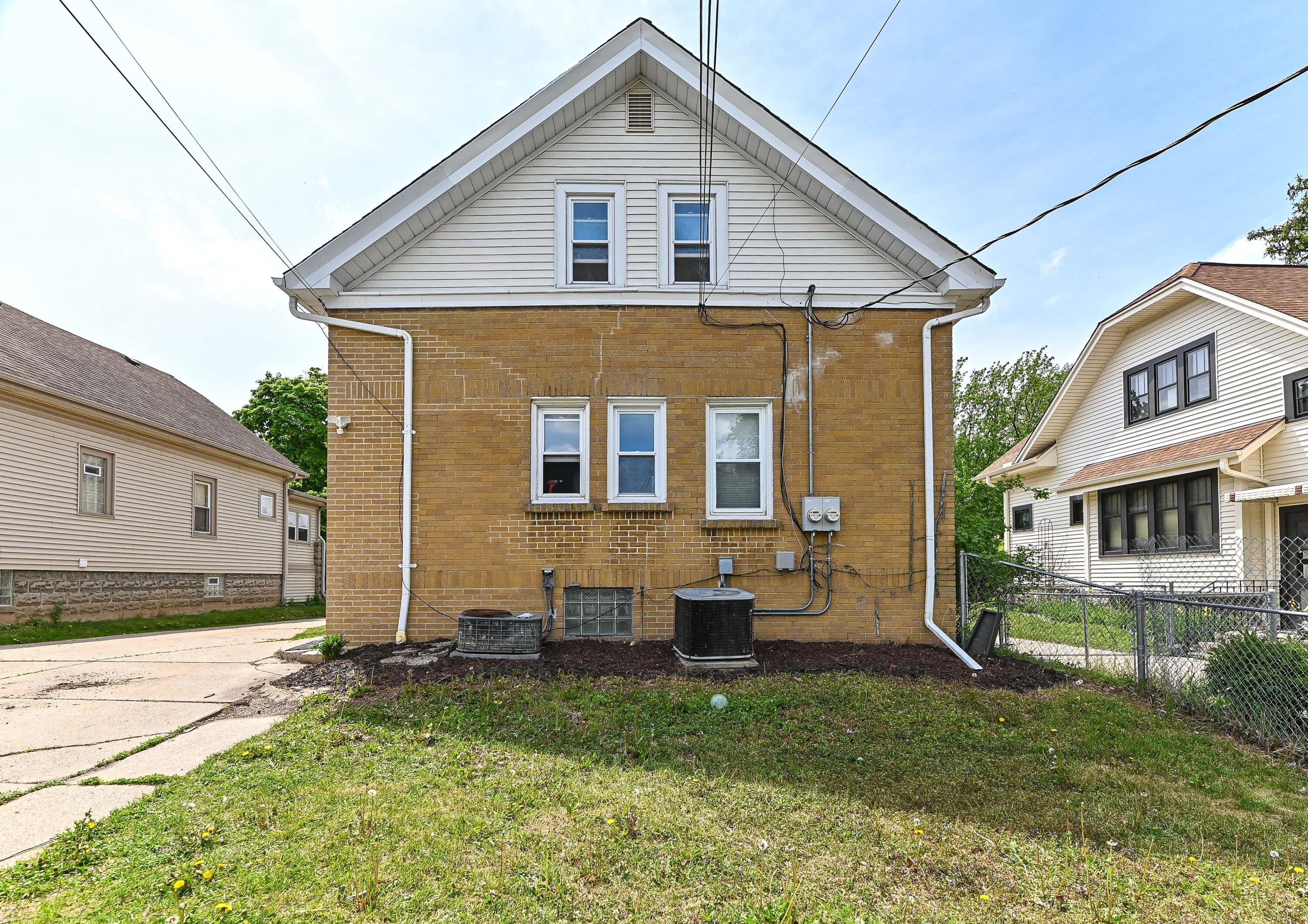 334 North 60th Street Milwaukee, WI 53213 - Photo 34 of 35 N 60th-14