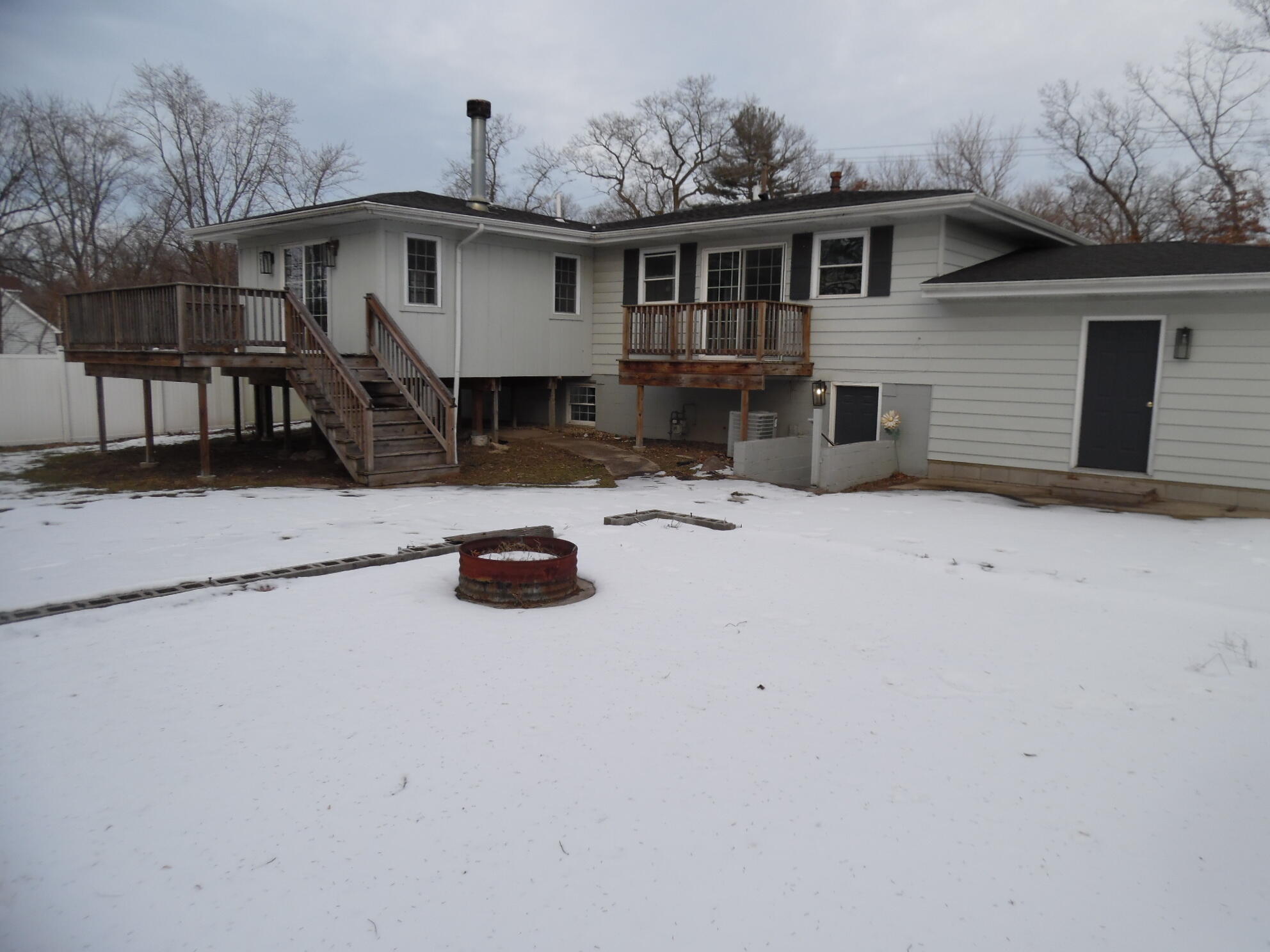 2570 Swanson Road Portage, IN 46368 - Photo 3 of 17 1984x1488