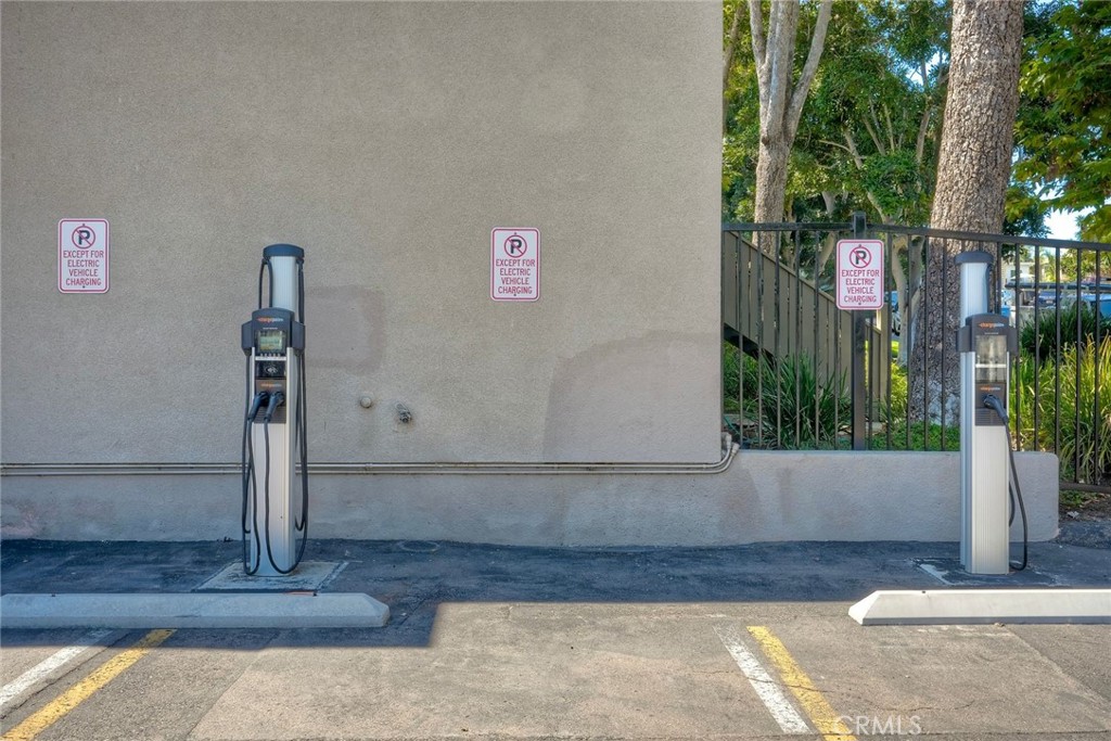 149 West Glaucus Street, Unit D Encinitas, CA 92024 - Photo 23 of 29 a view of staircase with white walls