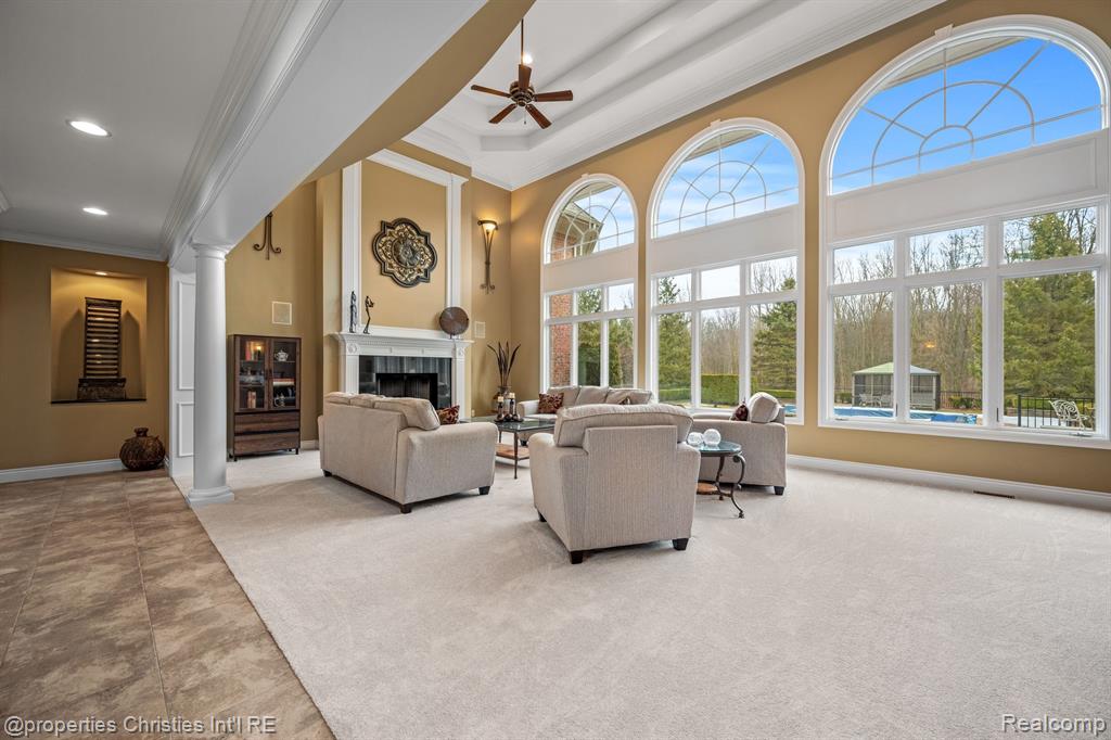 59801 Eight Mile Road South Lyon, MI 48178 - Photo 9 of 98 Gallery Image 9