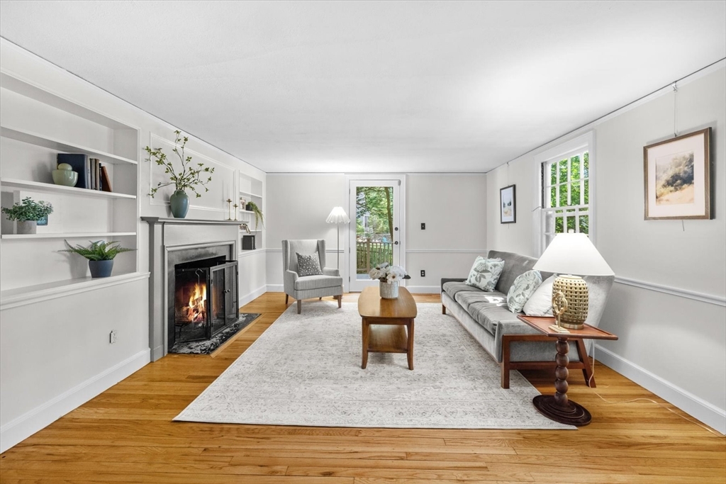 315 Goodman's Hill Road Sudbury, MA 01776 - Photo 4 of 25