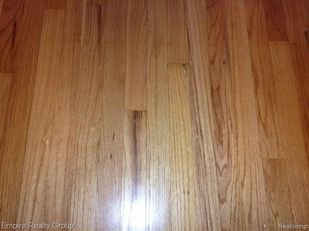 9159 Appleton Avenue Redford, MI 48239 - Photo 10 of 21 Hardwood Throughout