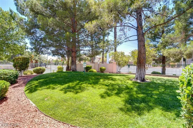 $1,650 | 7450 South Eastern Avenue, Unit 2010, Las Vegas, NV 89123