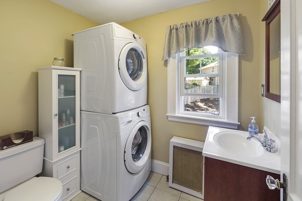 51 Boynton Road Medford, MA 02155 - Photo 26 of 30 Gallery Image 26