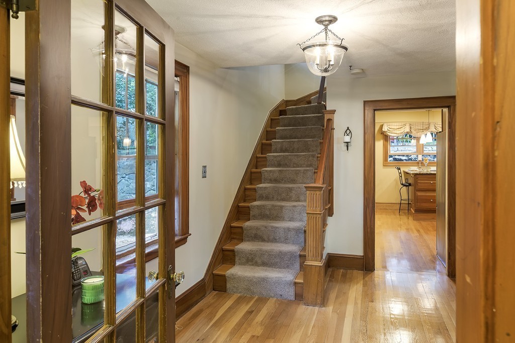 51 Boynton Road Medford, MA 02155 - Photo 5 of 30 Gallery Image 5