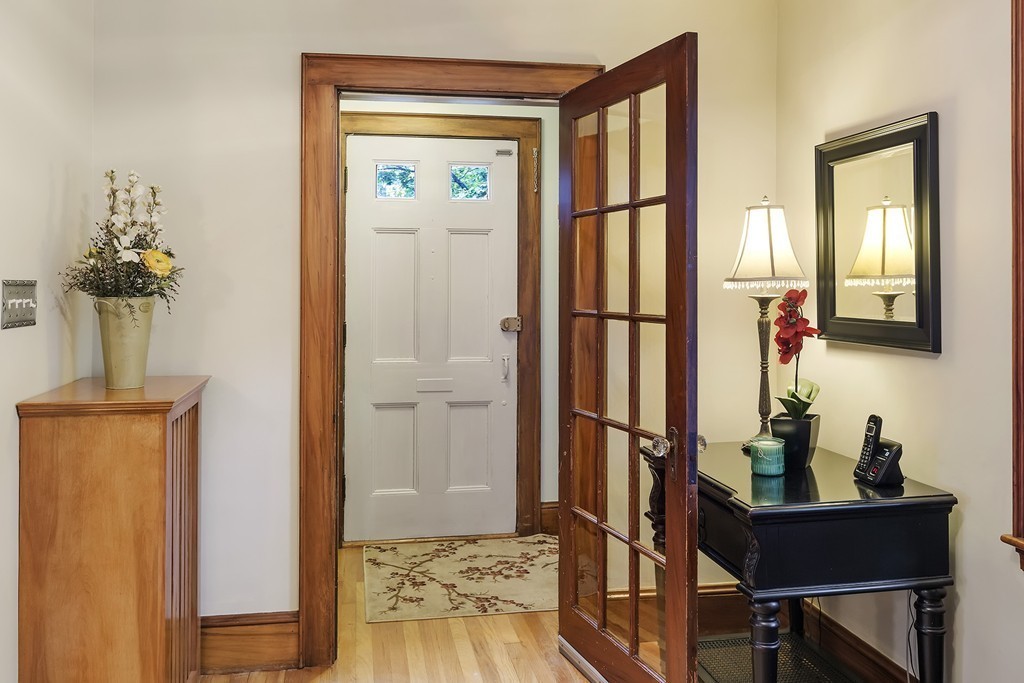 51 Boynton Road Medford, MA 02155 - Photo 6 of 30 Gallery Image 6