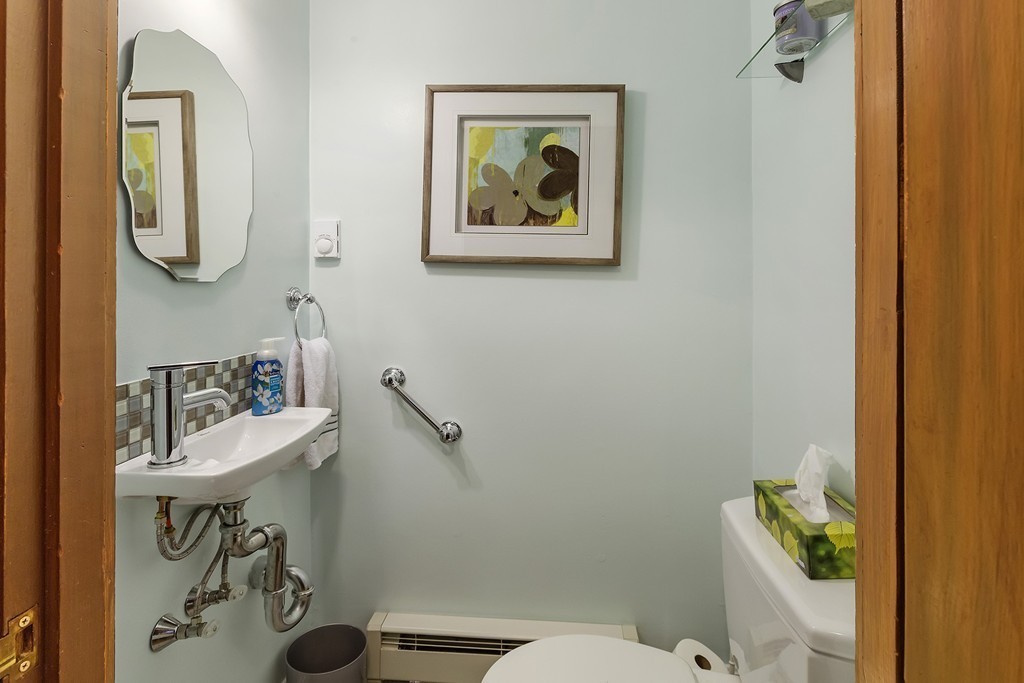 51 Boynton Road Medford, MA 02155 - Photo 10 of 30 Gallery Image 10