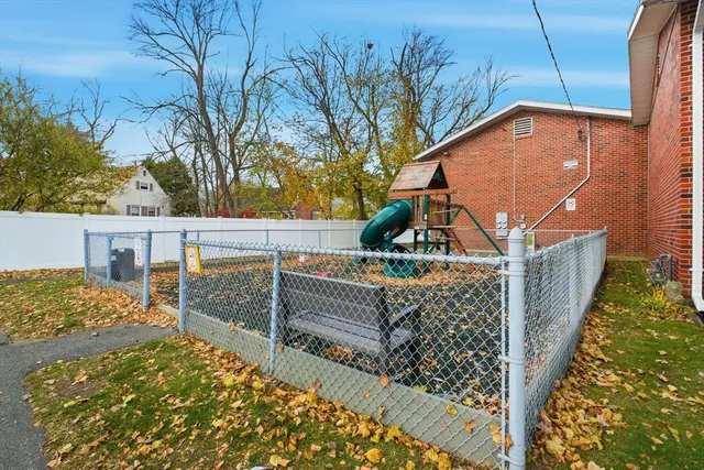 $130,000 | 19 Manor Court, Unit 19, Springfield, MA 01118