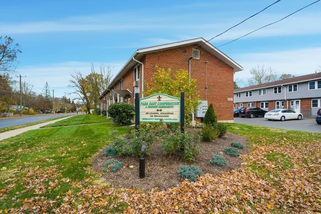 $130,000 | 19 Manor Court, Unit 19, Springfield, MA 01118