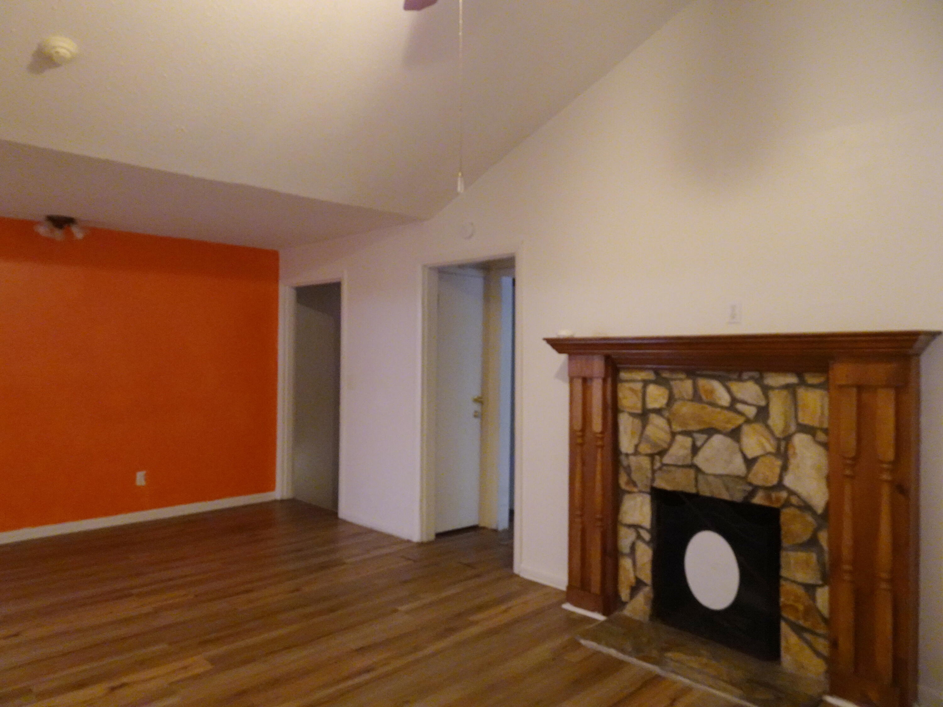 195 Heather Lane DeFuniak Springs, FL 32433 - Photo 4 of 20 a view of entryway with wooden floor