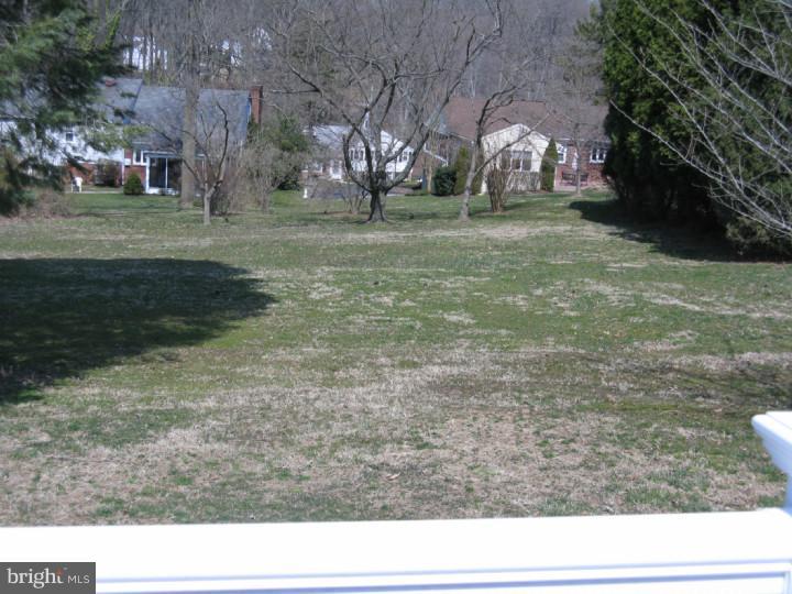 150 Ridgefield Road Newtown Square, PA 19073 - Photo 15 of 23 View in Back