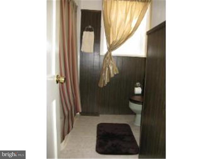 150 Ridgefield Road Newtown Square, PA 19073 - Photo 17 of 23 Bathroom