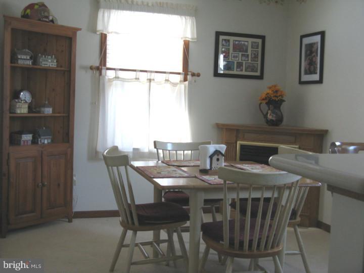 150 Ridgefield Road Newtown Square, PA 19073 - Photo 4 of 23 Breakfast Room