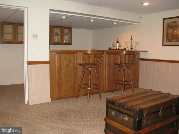 150 Ridgefield Road Newtown Square, PA 19073 - Photo 10 of 23 Wet Bar