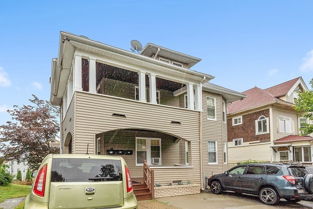 18 Stoneland Road Worcester, MA 01603 - Photo 12 of 40 Gallery Image 12