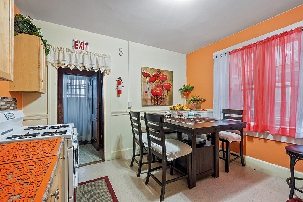 18 Stoneland Road Worcester, MA 01603 - Photo 21 of 40 Gallery Image 21