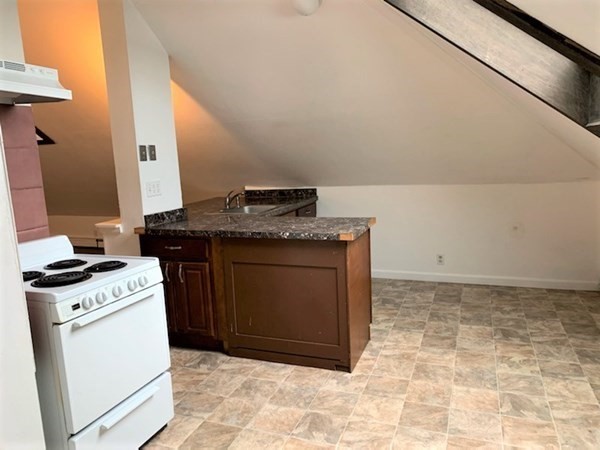 18 Stoneland Road Worcester, MA 01603 - Photo 34 of 40 Gallery Image 34