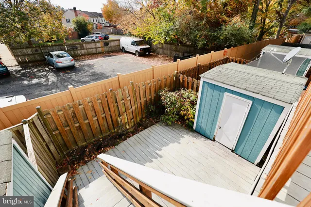 $2,400 | 4393 Pembrook Village Drive, Unit 84, Alexandria, VA 22309