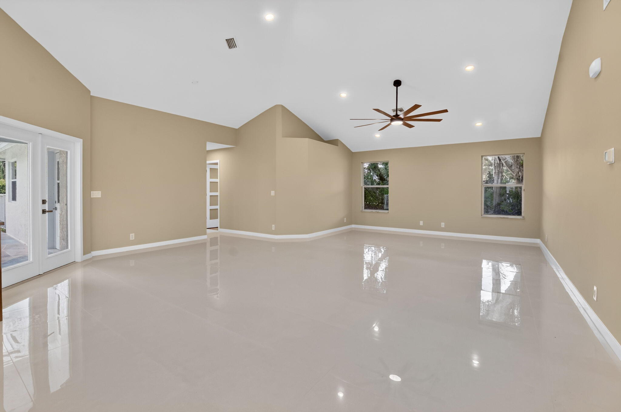 22201 Collington Drive Boca Raton, FL 33428 - Photo 13 of 59 19-web-or-mls-DSC_2094