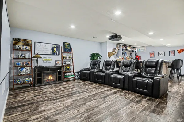 $695,000 | 54732 Sacramento Meadows Drive, Osceola, IN 46561