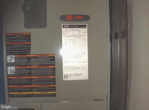 17101 West Old Baltimore Road Boyds, MD 20841 - Photo 7 of 30 New Super High efficiency Heat Pump