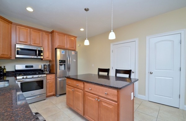 90 Fisher Road, Unit 24 Holden, MA 01520 - Photo 3 of 23 Gallery Image 3